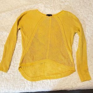 Willi Smith womens yellow knit sweater size small